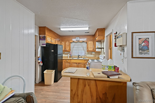 4323 Sunnybrook Drive