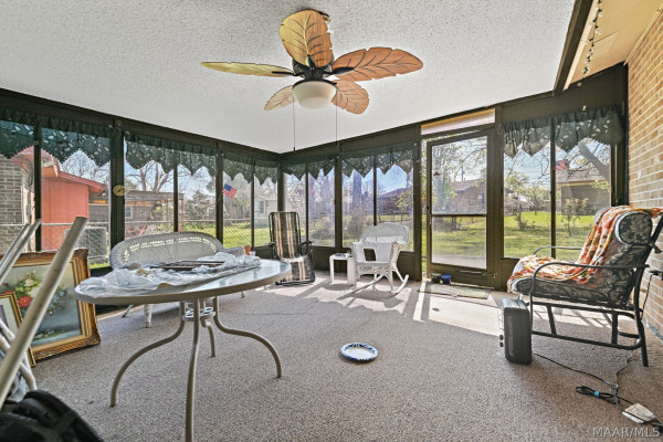 4323 Sunnybrook Drive