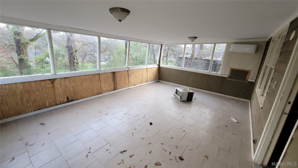 3033 Willow Lane Drive