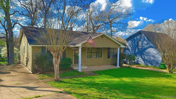 3033 Willow Lane Drive