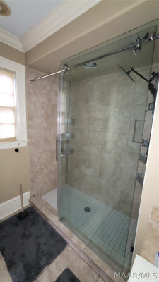 3033 Willow Lane Drive