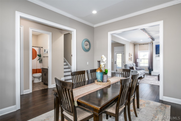 466 Sage Brook