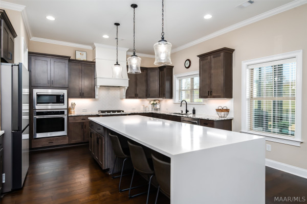 466 Sage Brook
