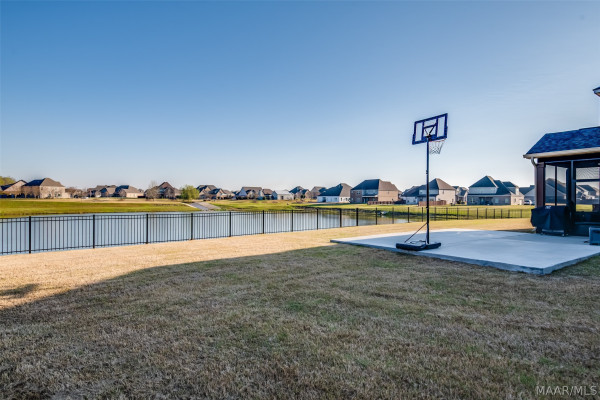 466 Sage Brook
