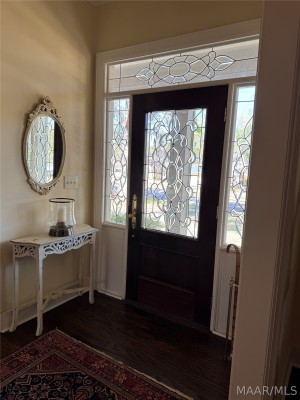 6712 Luxembourg Circle