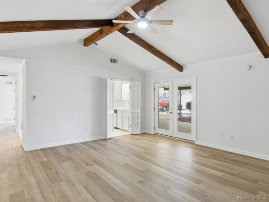 769 Ledyard Place