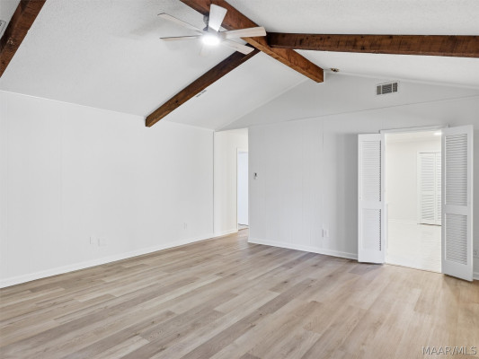 769 Ledyard Place