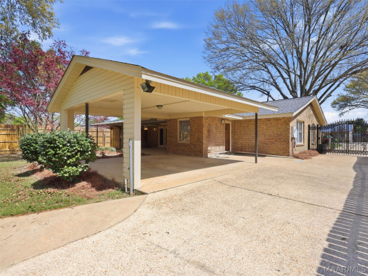 769 Ledyard Place