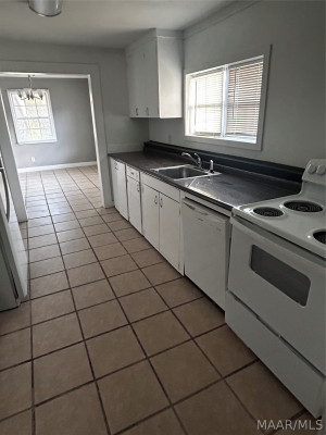 1750 Yarbrough Street