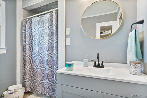 6101 Deatsville Highway