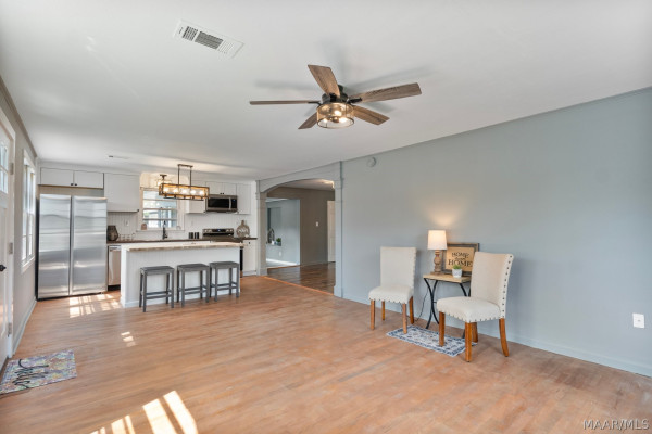 6101 Deatsville Highway