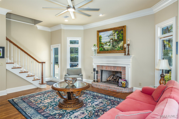 8024 WESTCHESTER Place