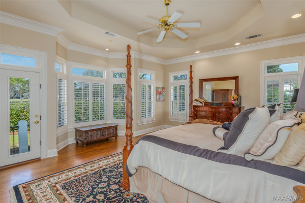 8024 WESTCHESTER Place