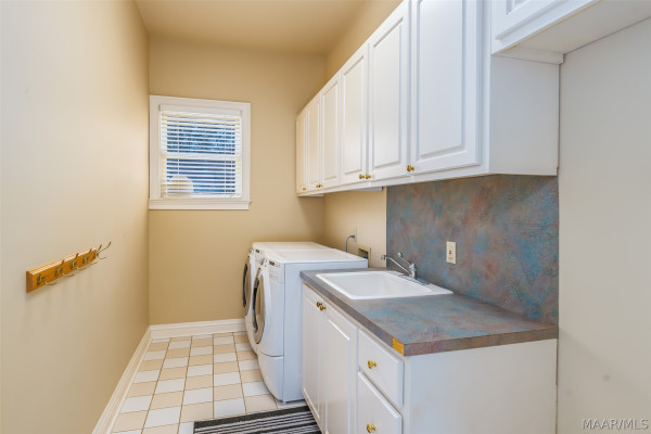 8024 WESTCHESTER Place