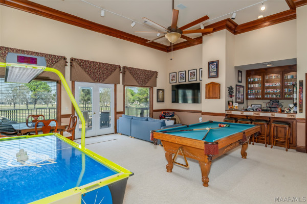 8024 WESTCHESTER Place