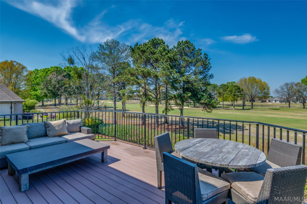 8024 WESTCHESTER Place