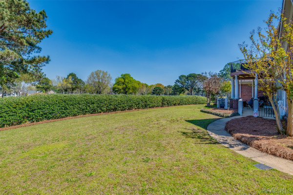 8024 WESTCHESTER Place