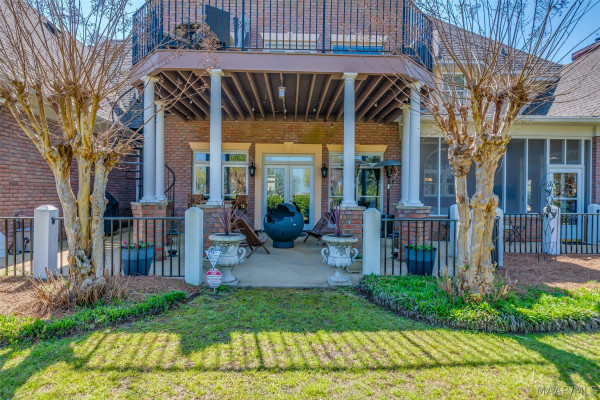 8024 WESTCHESTER Place