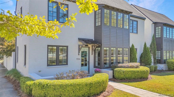 7906 Margaret Street