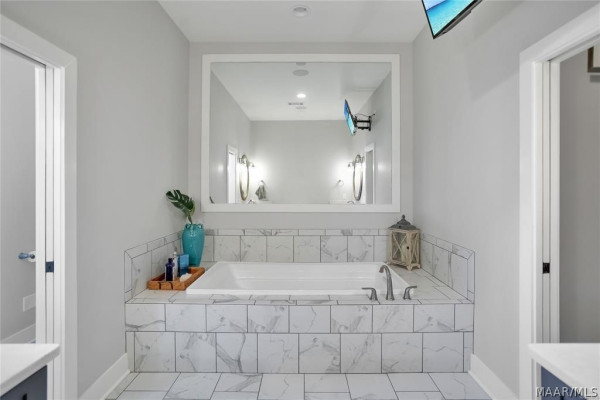 7906 Margaret Street