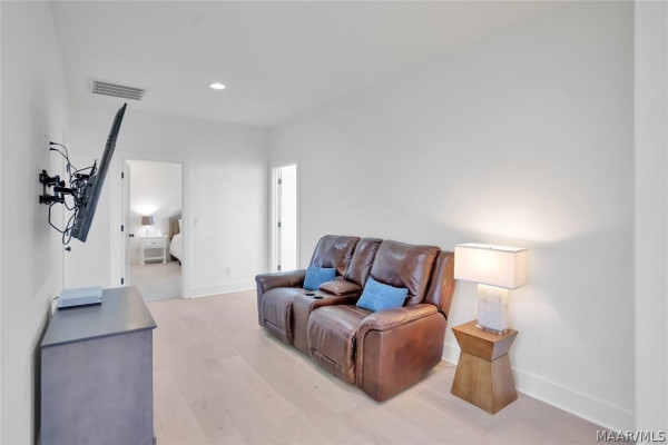 7906 Margaret Street