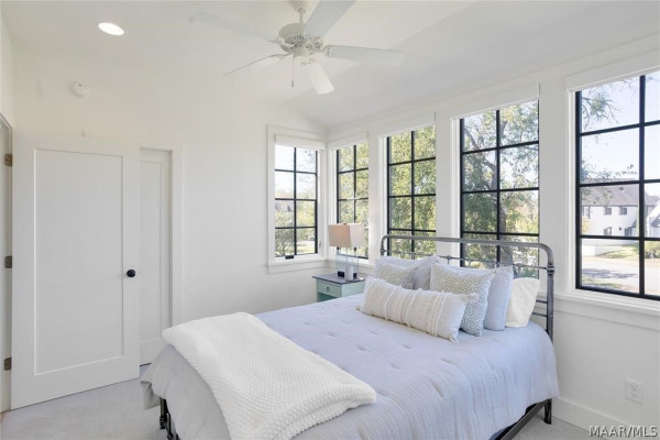 7906 Margaret Street