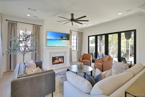 7906 Margaret Street