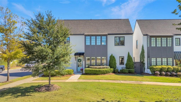 7906 Margaret Street