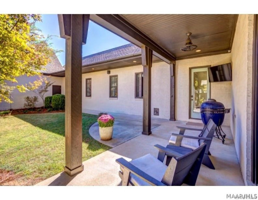 7906 Margaret Street