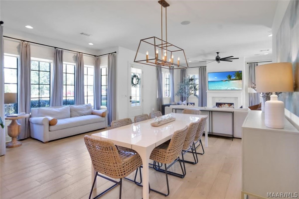 7906 Margaret Street