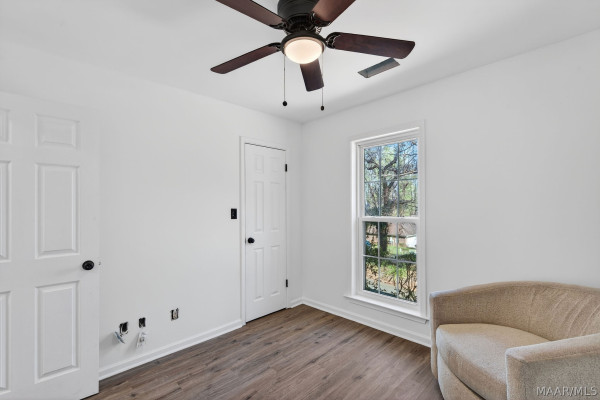 186 Lake Bend Cove