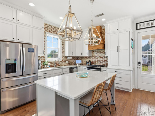 251 Forest Glen Drive