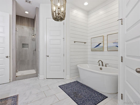 251 Forest Glen Drive