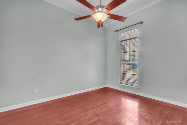 8913 Cotswold Court