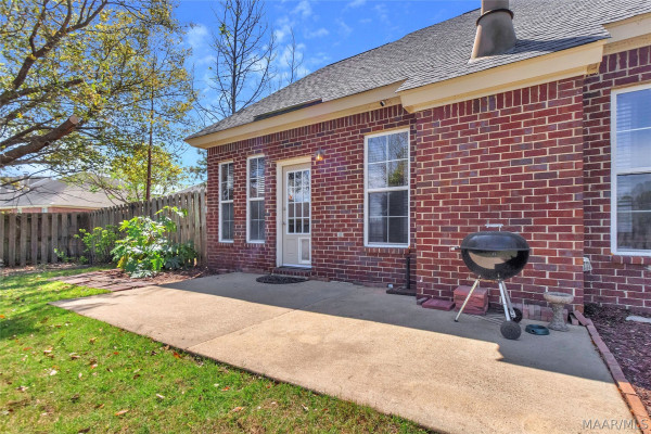 8913 Cotswold Court