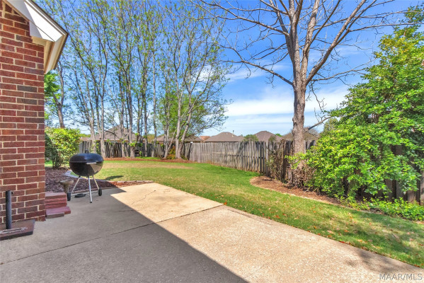 8913 Cotswold Court