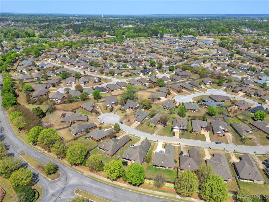 8913 Cotswold Court