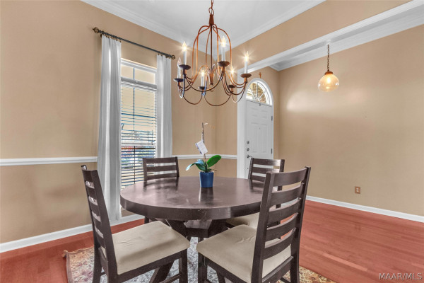 8913 Cotswold Court