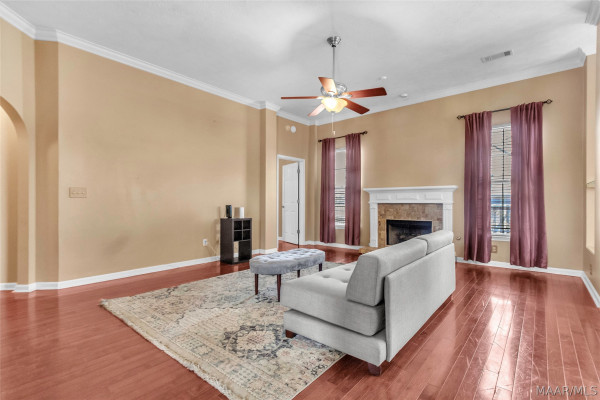 8913 Cotswold Court