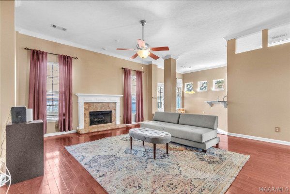 8913 Cotswold Court