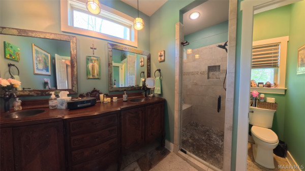 2581 River Ridge Way