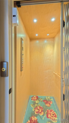 2581 River Ridge Way