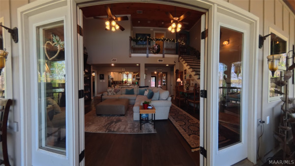 2581 River Ridge Way