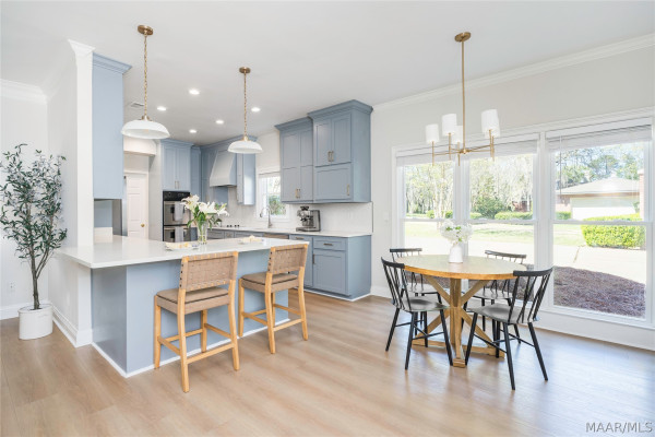 8243 MOSSY OAK Drive