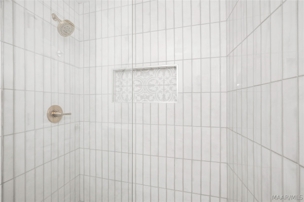 8243 MOSSY OAK Drive