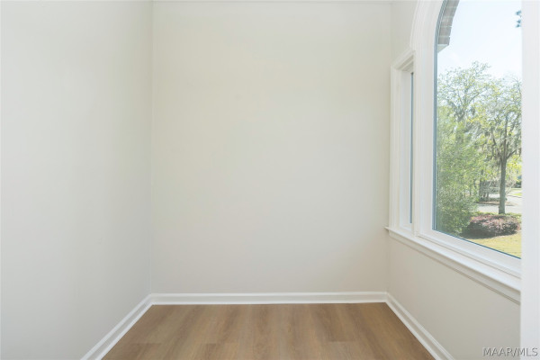 8243 MOSSY OAK Drive