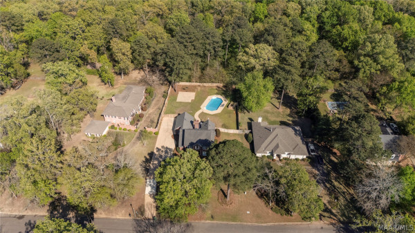 8243 MOSSY OAK Drive