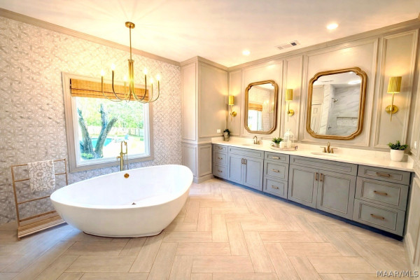 8243 Mossy Oak Drive