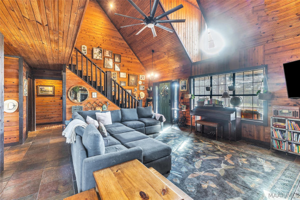 326 Ware Road