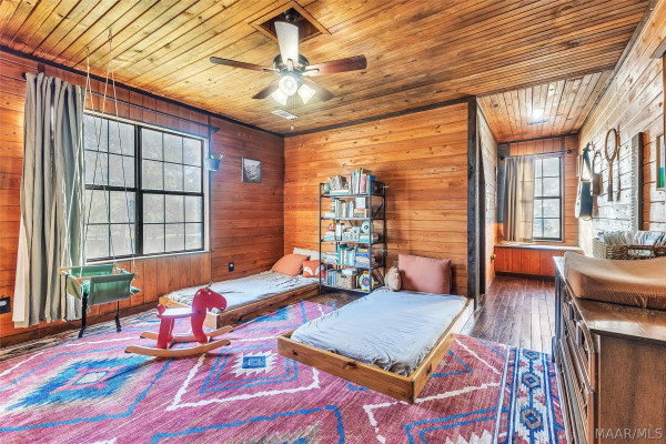 326 Ware Road